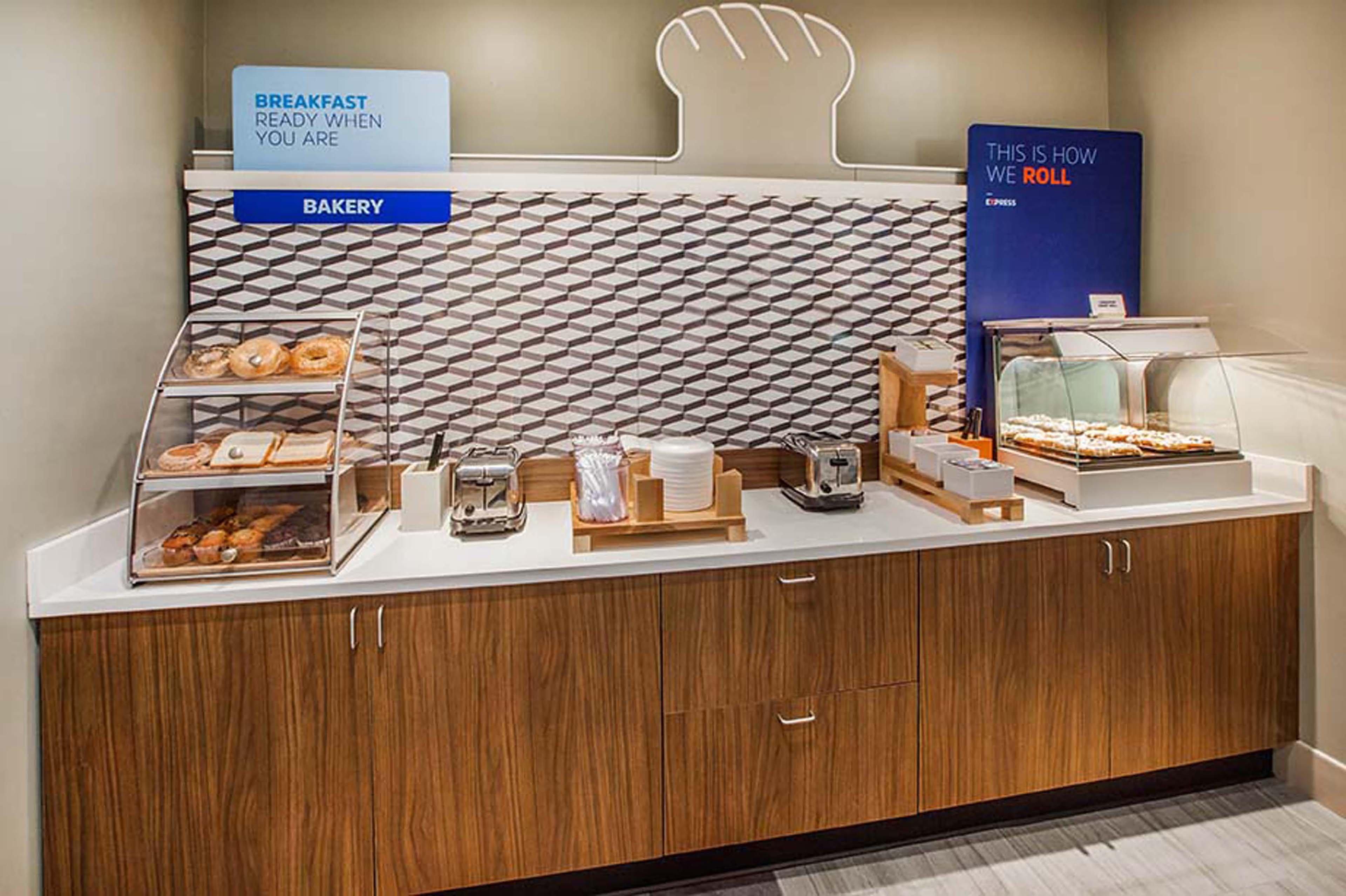 Holiday Inn Express & Suites Fort Dodge By Ihg Extérieur photo