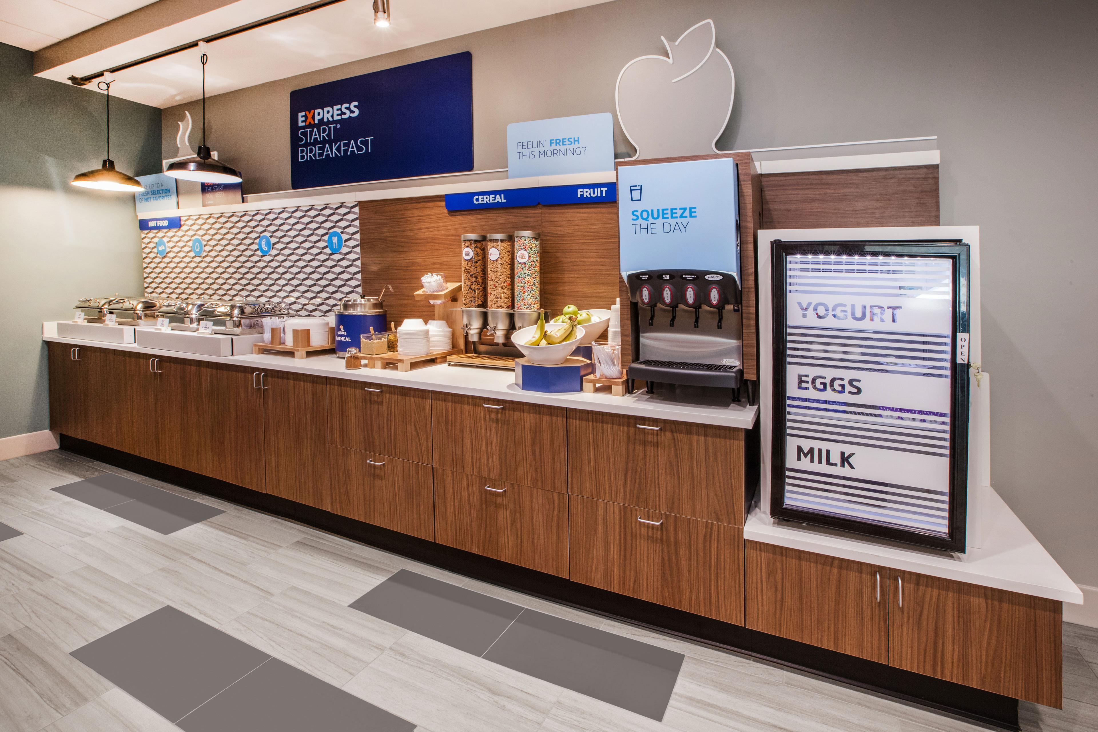 Holiday Inn Express & Suites Fort Dodge By Ihg Extérieur photo