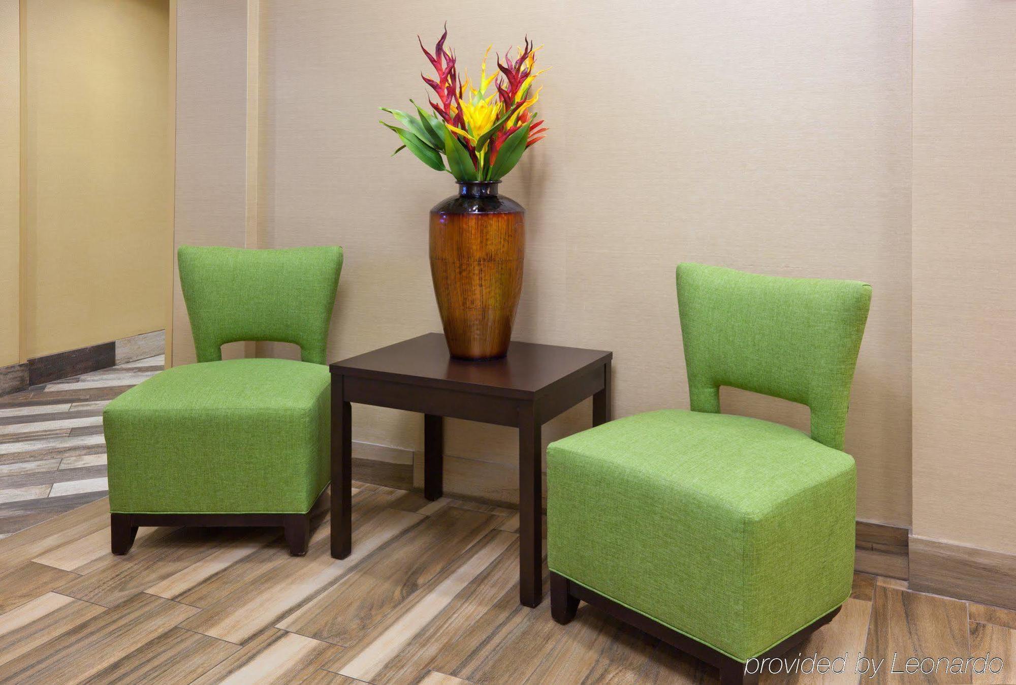 Holiday Inn Express & Suites Fort Dodge By Ihg Extérieur photo